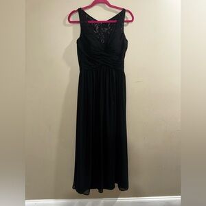 Elegant Black Lace Maxi Dress